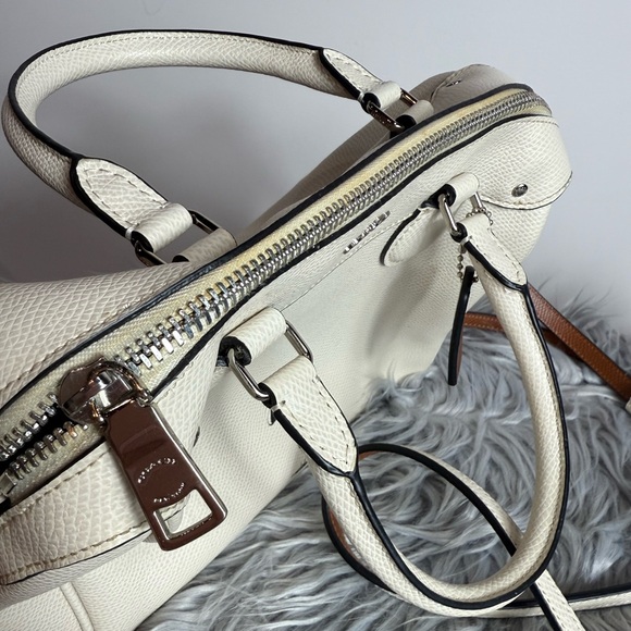 Coach X PEANUTS SNOOPY MINI BENNETT SATCHEL - Picture 5 of 8